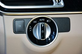 2015款奔驰E260L运动型