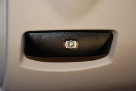 2015款奔驰E260L运动型