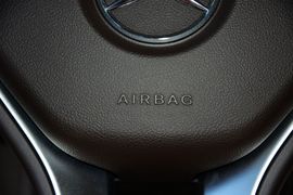 2015款奔驰E260L运动型