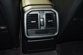 2016款保时捷Macan