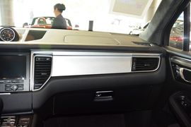 2016款保时捷Macan