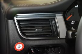 2016款保时捷Macan