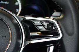 2016款保时捷Macan