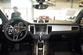 2016款保时捷Macan