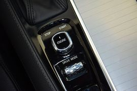 2015款沃尔沃XC90