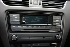 2016款斯柯达明锐1.6L自动智行版