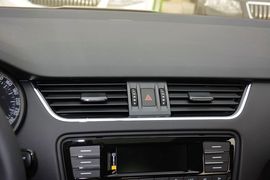 2016款斯柯达明锐1.6L自动智行版