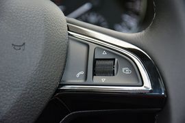 2016款斯柯达明锐1.6L自动智行版