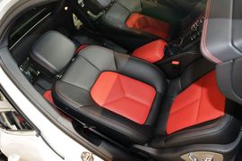 2016款保时捷Macan