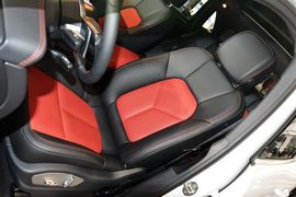 2016款保时捷Macan