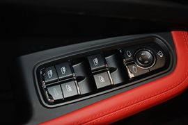 2016款保时捷Macan