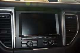 2016款保时捷Macan