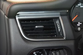 2016款保时捷Macan