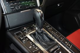 2016款保时捷Macan