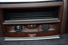 2016款宝马730Li领先型