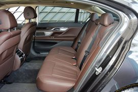 2016款宝马730Li领先型