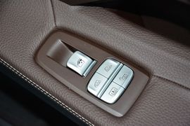 2016款宝马730Li领先型