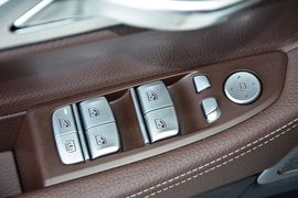 2016款宝马730Li领先型