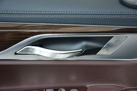 2016款宝马730Li领先型