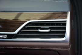 2016款宝马730Li领先型