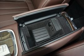 2016款宝马730Li领先型