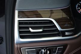 2016款宝马730Li领先型