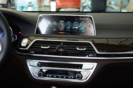 2016款宝马730Li领先型