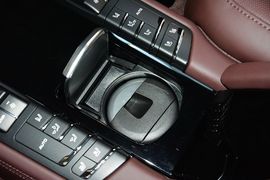 2014款保时捷Panamera
