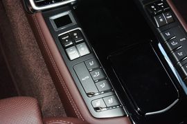 2014款保时捷Panamera