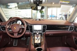 2014款保时捷Panamera