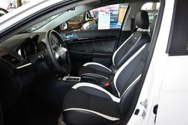 2016款三菱翼神1.8L