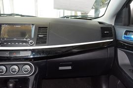 2016款三菱翼神1.8L