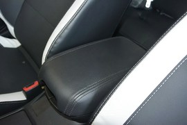 2016款三菱翼神1.8L