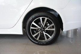 2016款三菱翼神1.8L