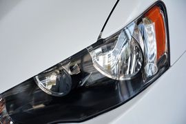 2016款三菱翼神1.8L