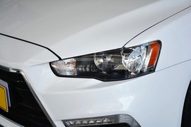 2016款三菱翼神1.8L