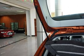   2015款东南V CROSS 1.5L手动智趣型