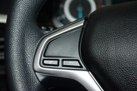   2015款东南V CROSS 1.5L手动智趣型