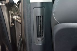 2016款路虎发现神行2.0T