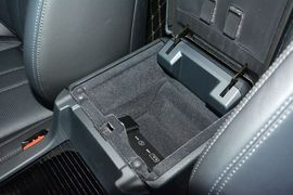 2016款路虎发现神行2.0T