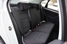 2016款大众宝来1.6L手动舒适型