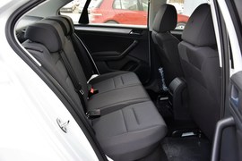 2016款大众宝来1.6L手动舒适型