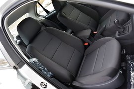 2016款大众宝来1.6L手动舒适型