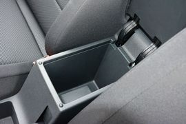 2016款大众宝来1.6L手动舒适型
