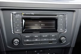 2016款大众宝来1.6L手动舒适型