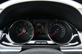 2016款大众宝来1.6L手动舒适型