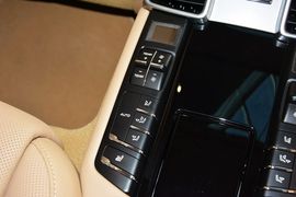 2016款保时捷Panamera