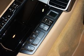 2016款保时捷Panamera