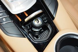 2016款保时捷Panamera