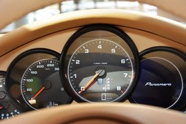 2016款保时捷Panamera